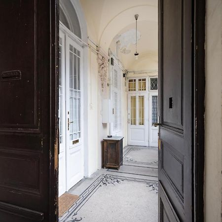 Retro Rebel Mode Apartment Budapest Ngoại thất bức ảnh