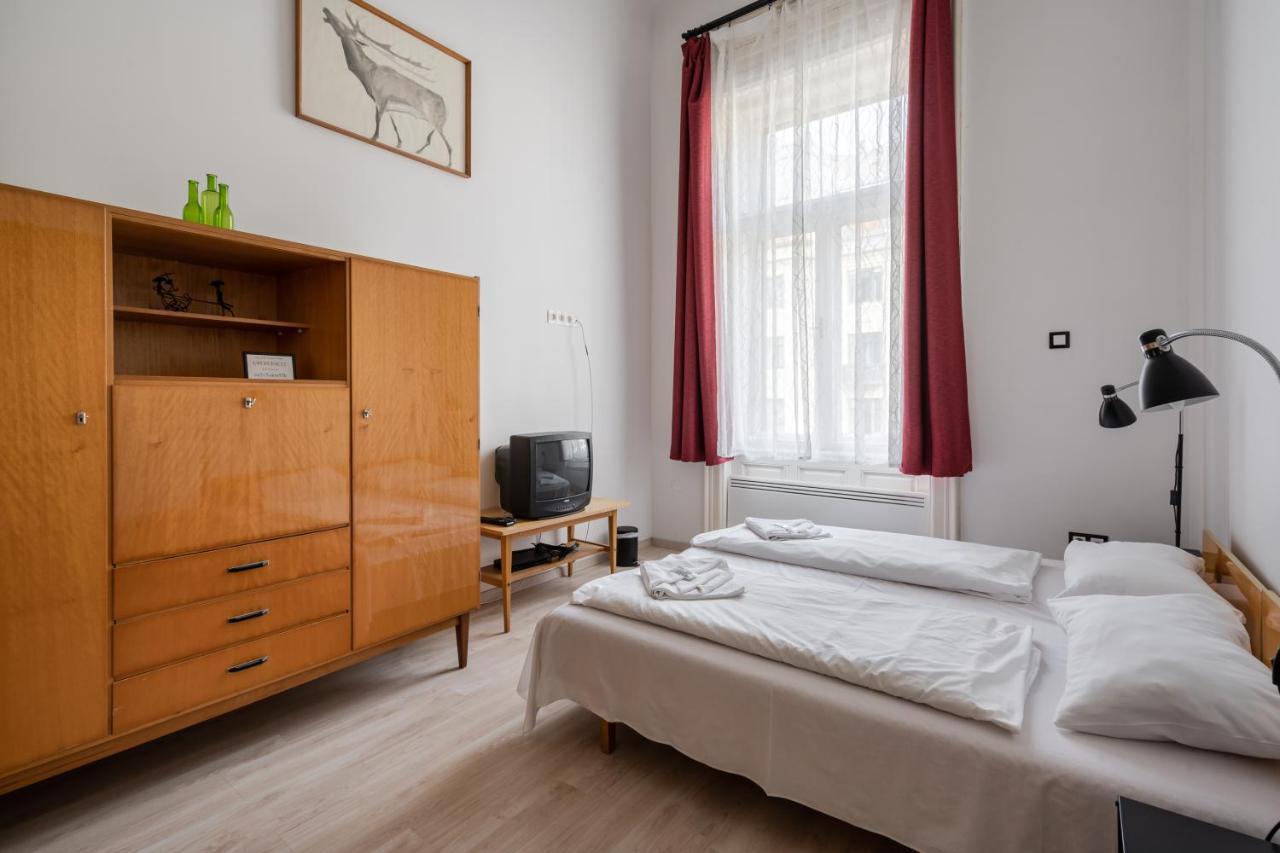 Retro Rebel Mode Apartment Budapest Ngoại thất bức ảnh