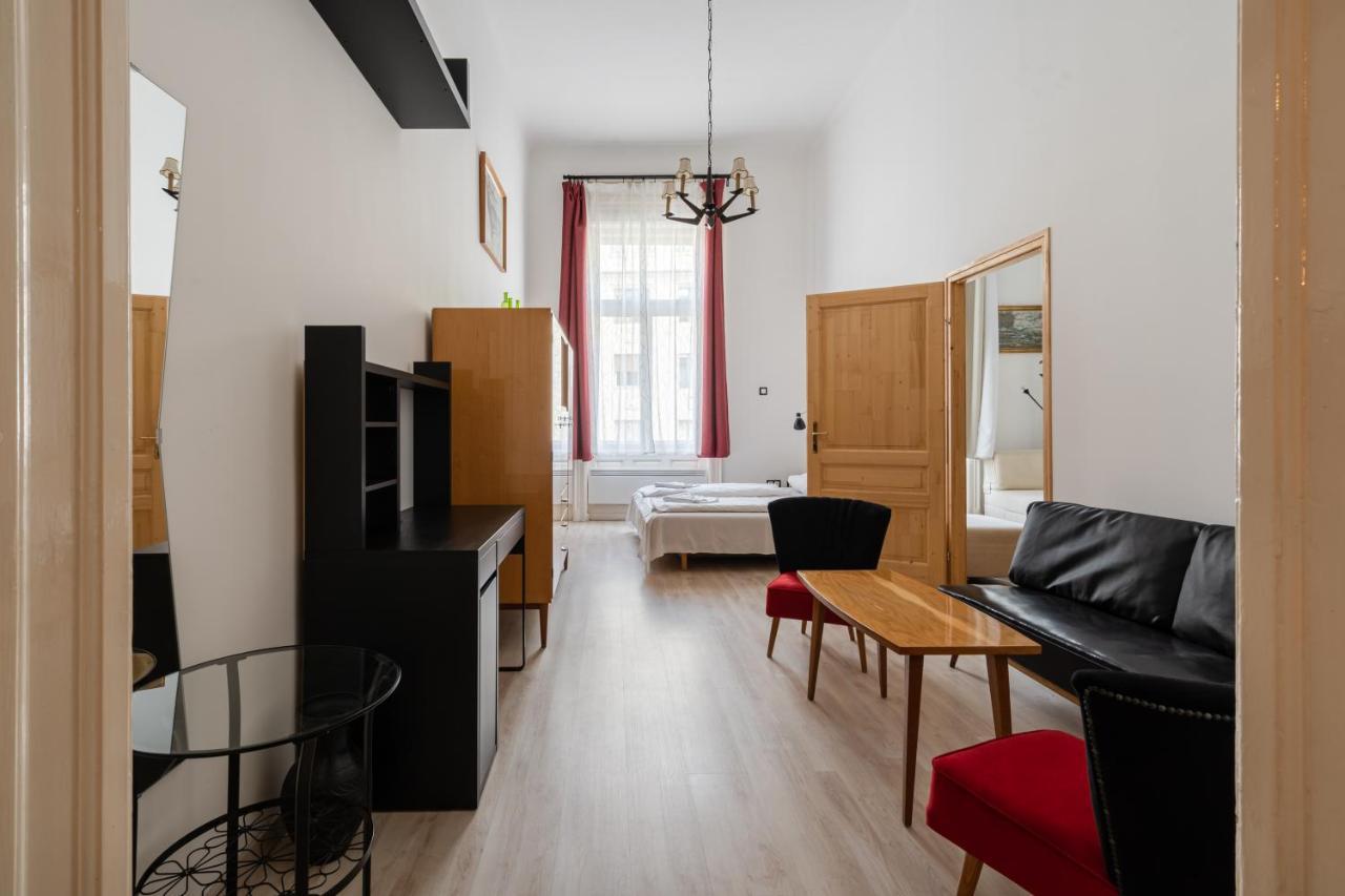 Retro Rebel Mode Apartment Budapest Ngoại thất bức ảnh