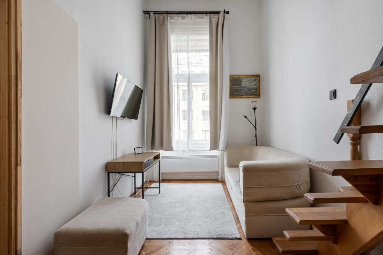 Retro Rebel Mode Apartment Budapest Ngoại thất bức ảnh